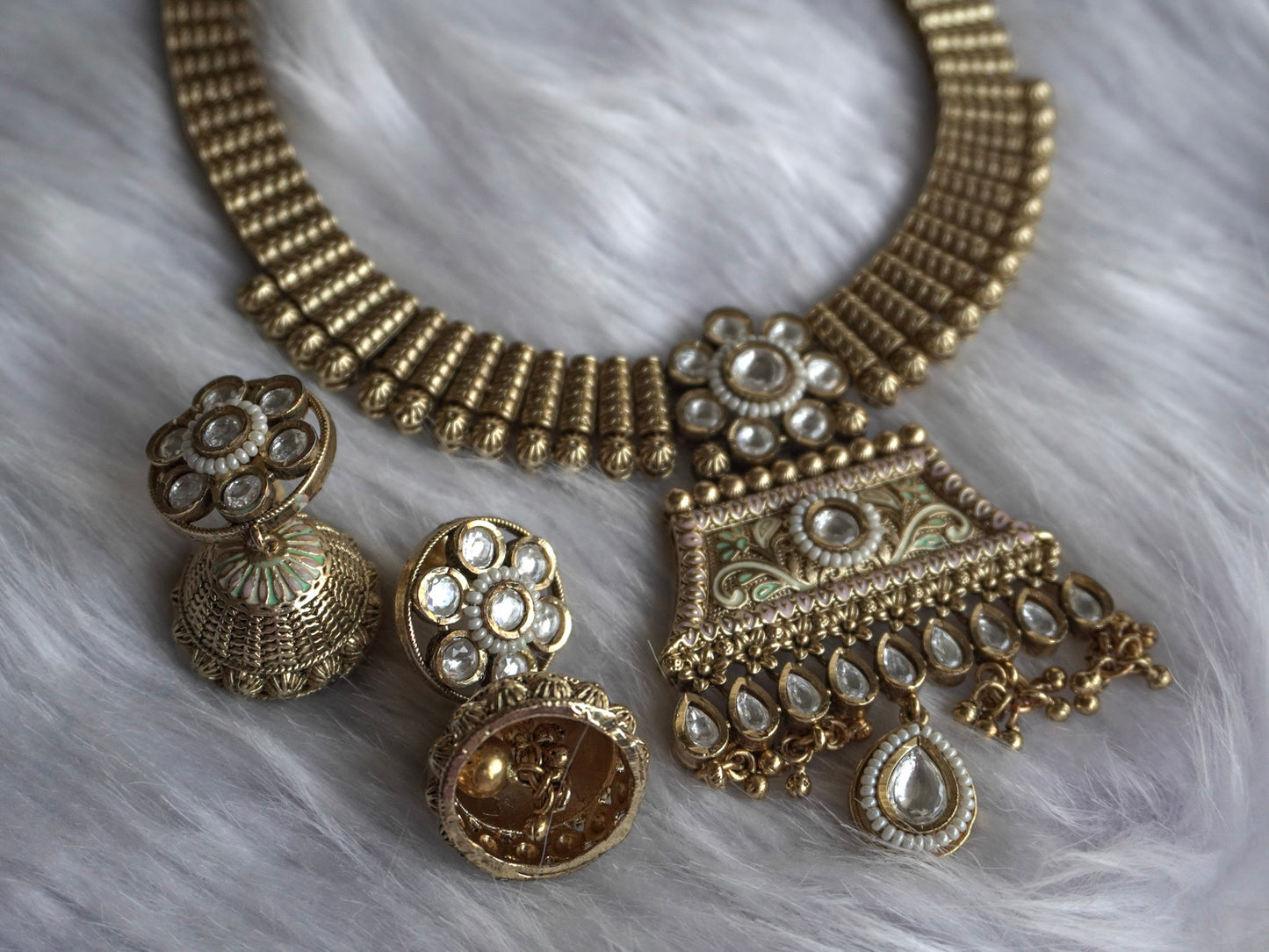 Temple White Rajwadi Necklace Set (Necklace & Earrings)