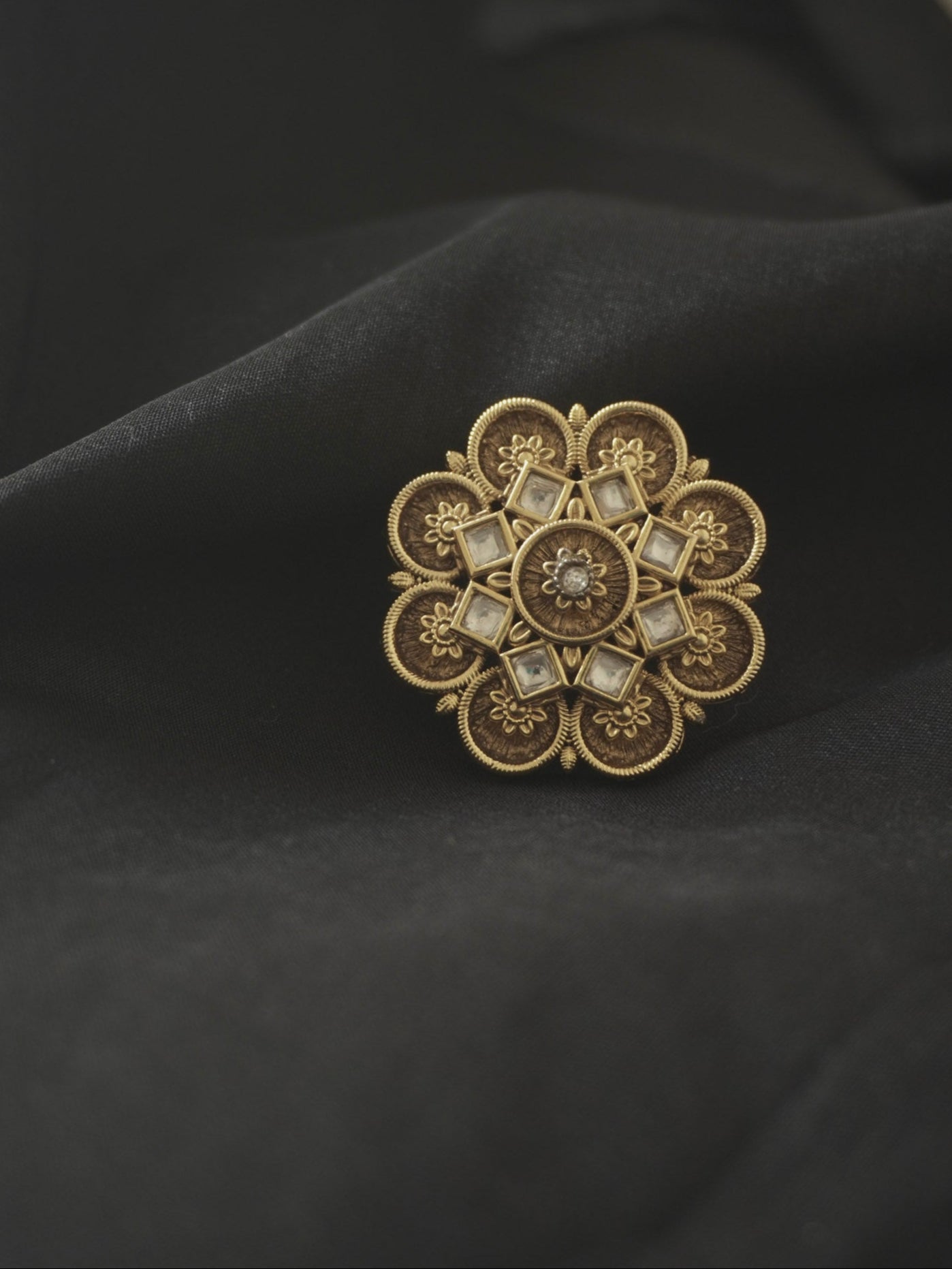 Vriddhi Adjustable Temple Ring