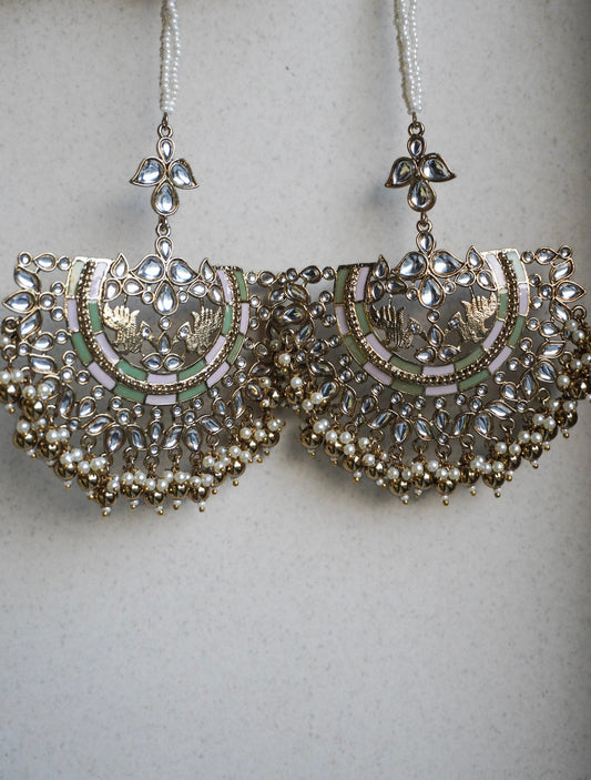 Aaina Chandbaali with Ear Chain