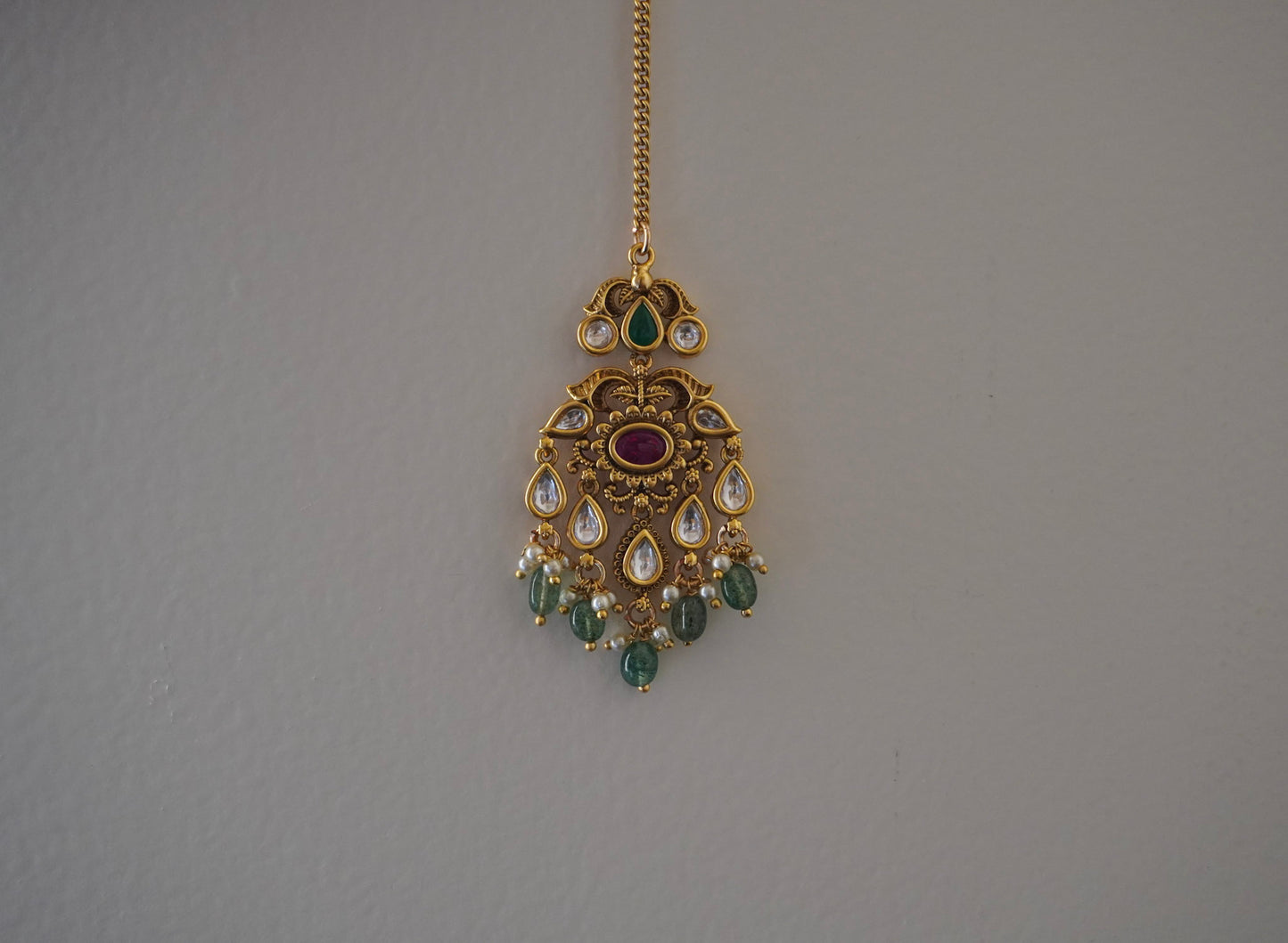 Antique Gold Multicolour Oval Maang Tikka