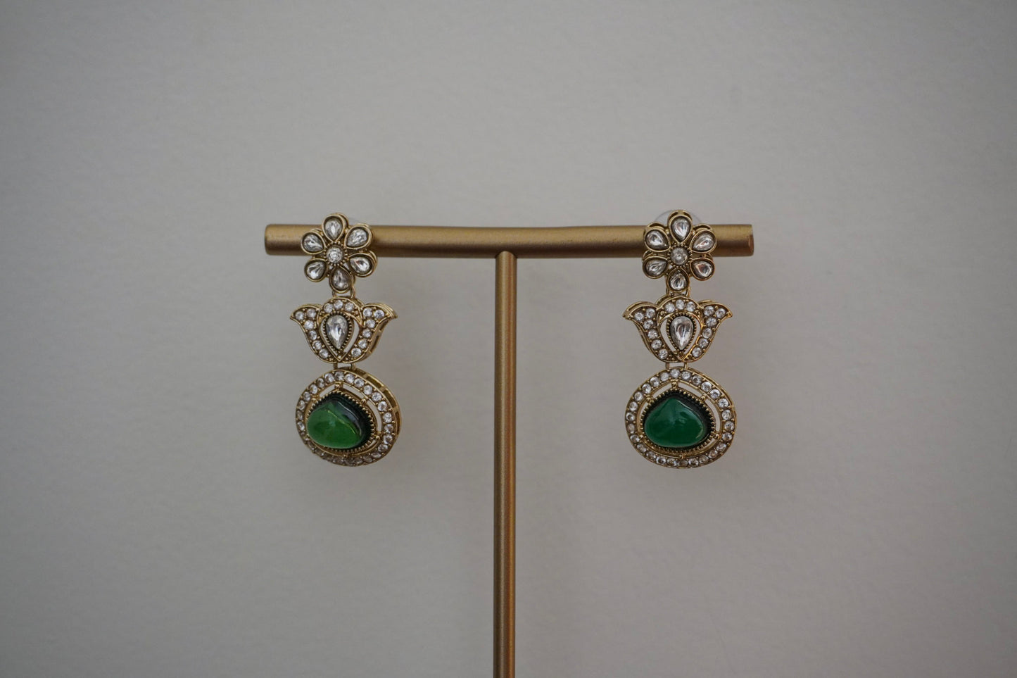 Green Pankhuri Kundan Necklace Set of 3