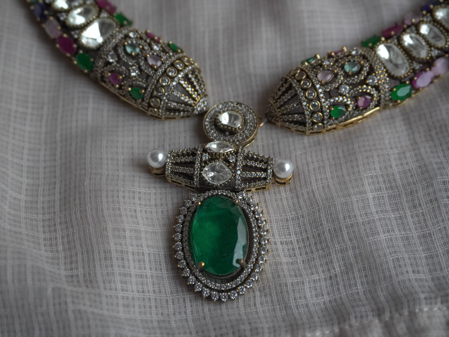 Victorian Emerald Hasli Navratna Necklace Set (Necklace & Earrings)
