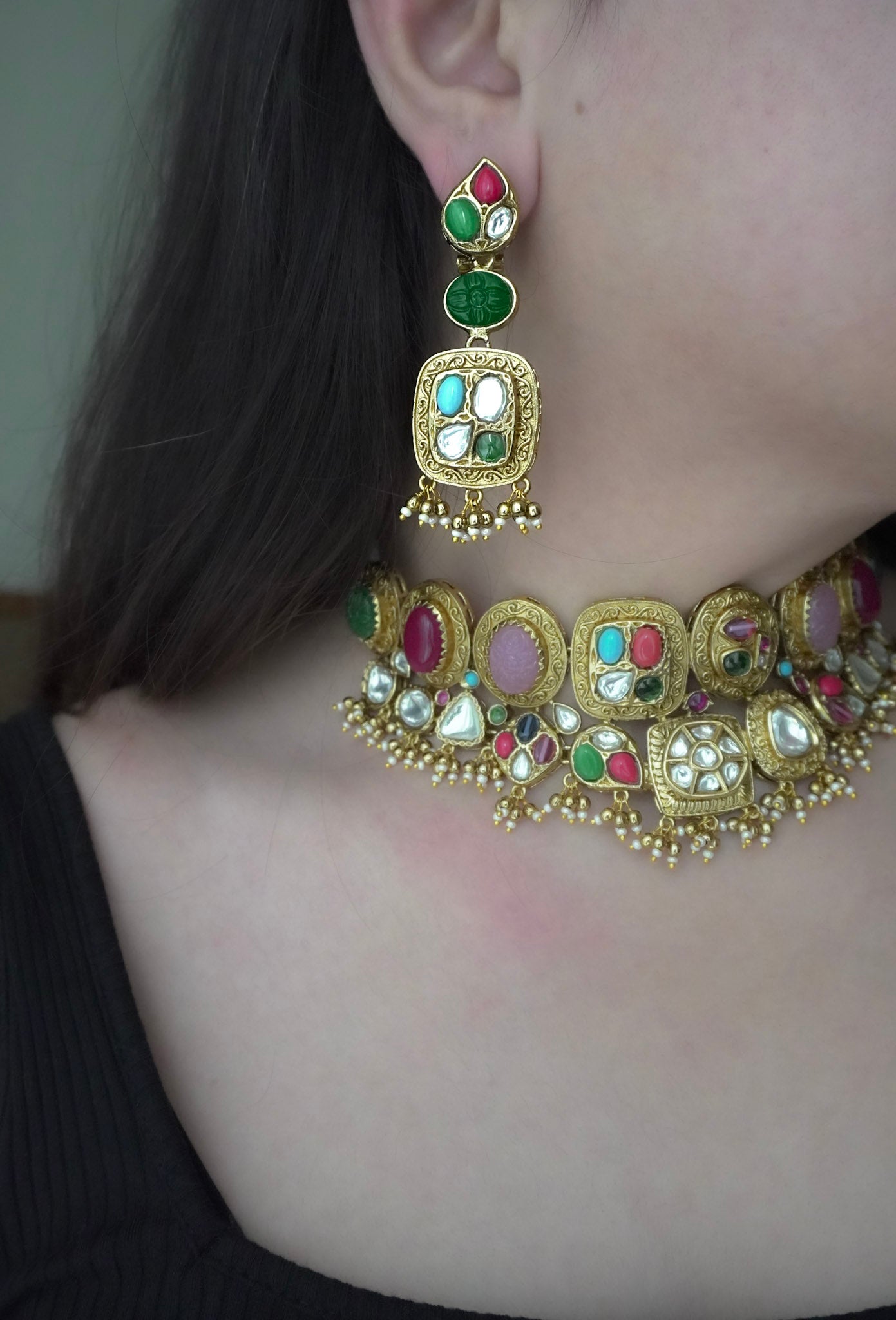 Multicolour Kumud Choker Necklace Set (Earrings & Necklace)
