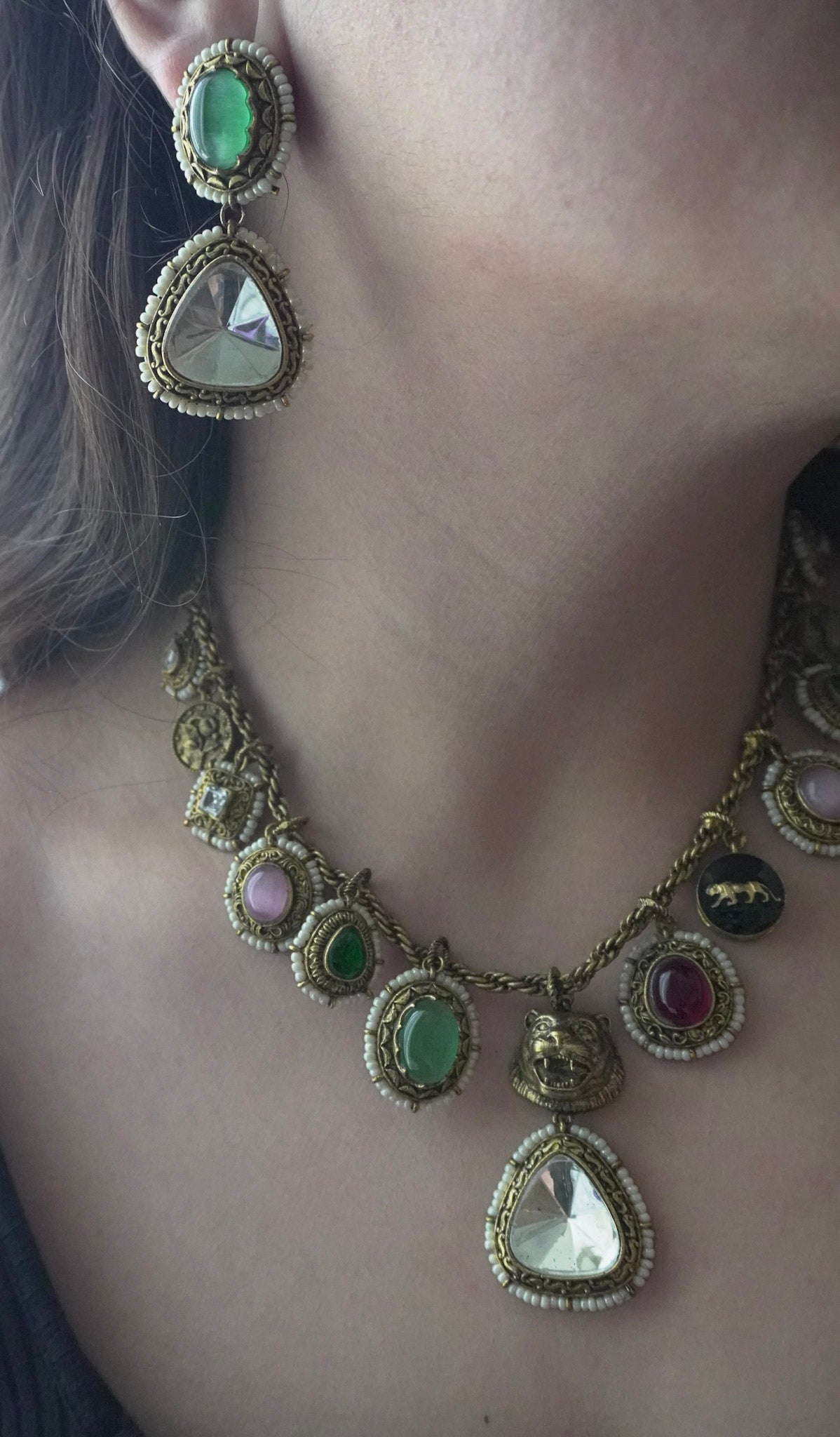Antique Bagh Necklace Set (Necklace & Earrings)