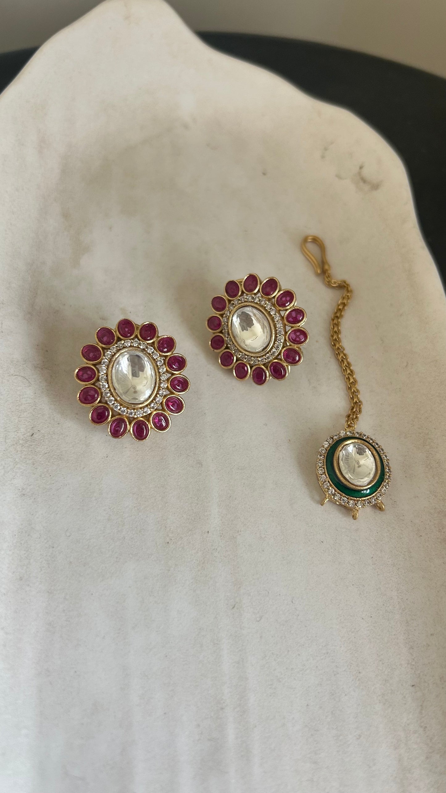 Ira Rajwada Polki Choker Set (Choker, Earrings & Maang Tikka)
