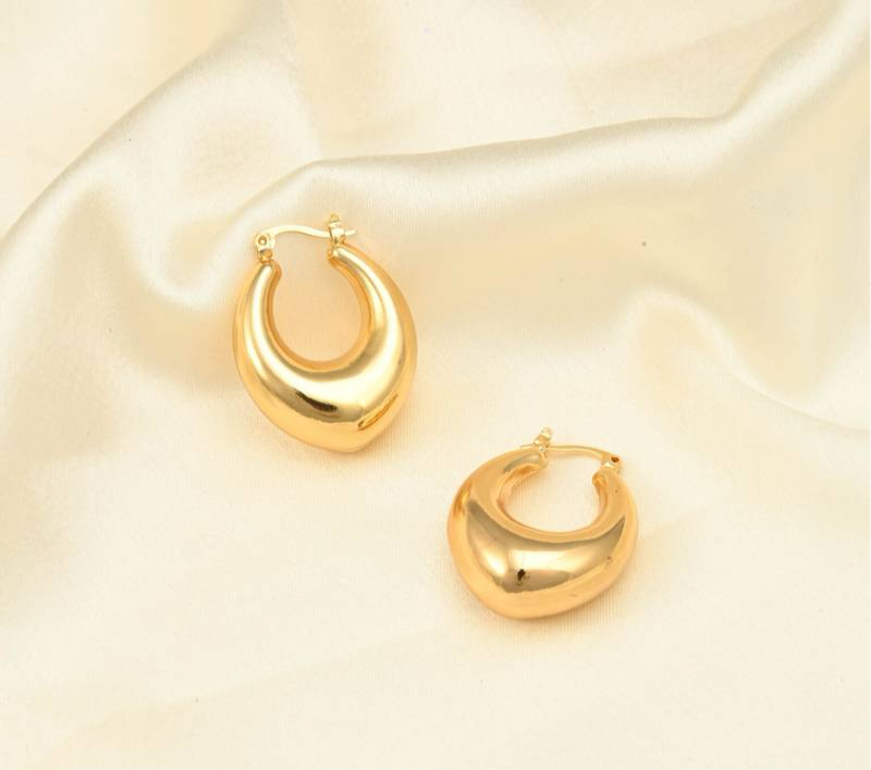 Tina Hoops