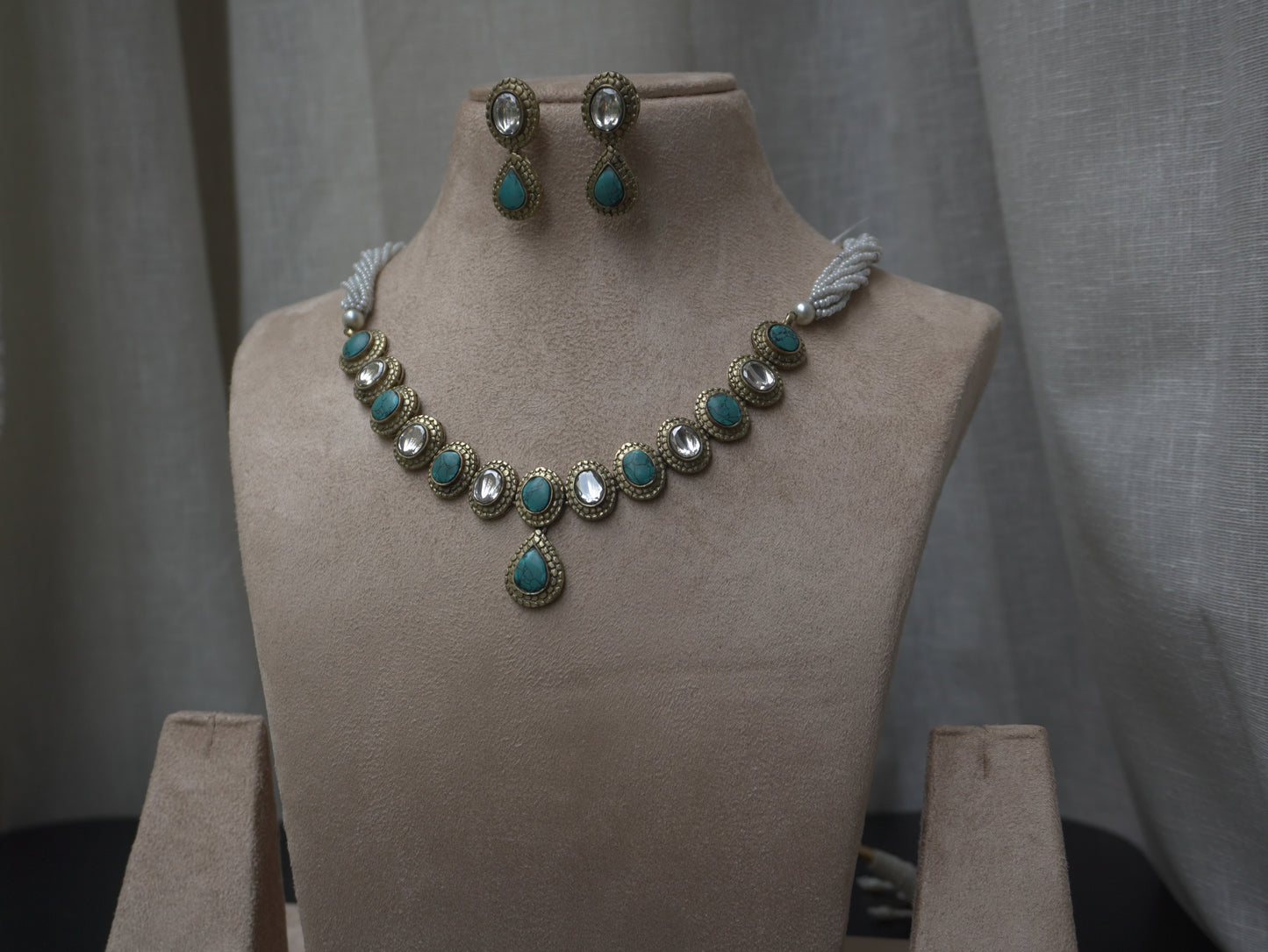 Regalia Turquoise Polki Necklace Set