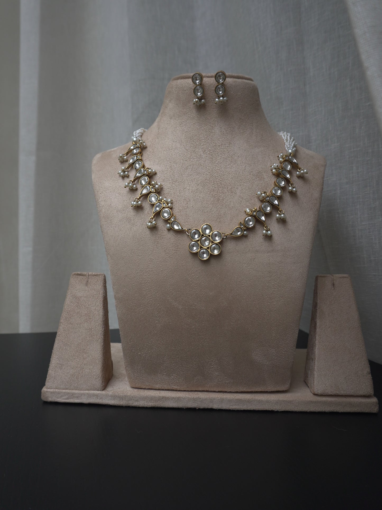 Regalia Polki & Pearl Cluster Necklace Set