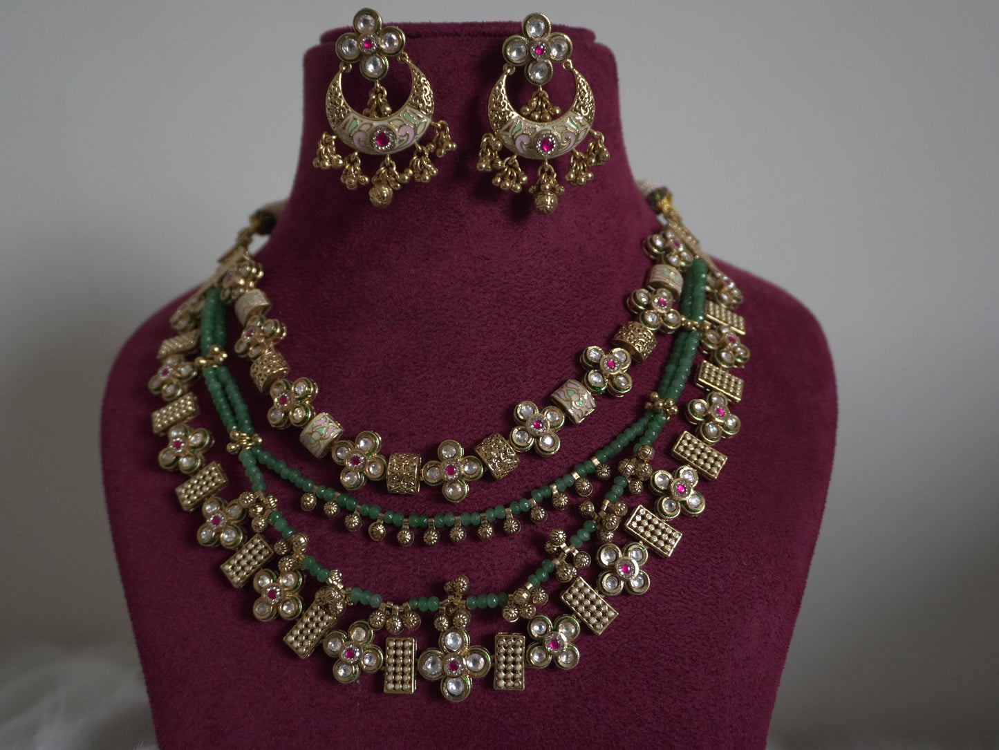 Green Yashawini Meenakari Rajwada Necklace Set (Necklace & Earrings)