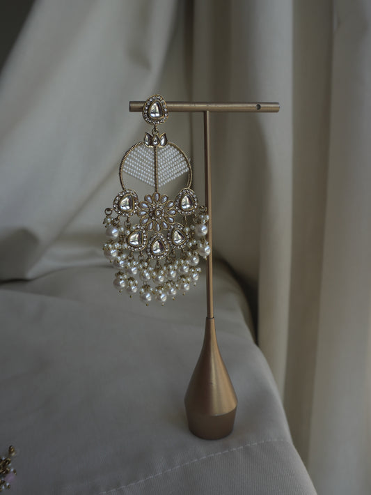 Ruhi White Pearl Earrings