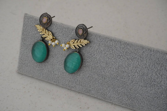 Green Stone Leaf Stud Earrings