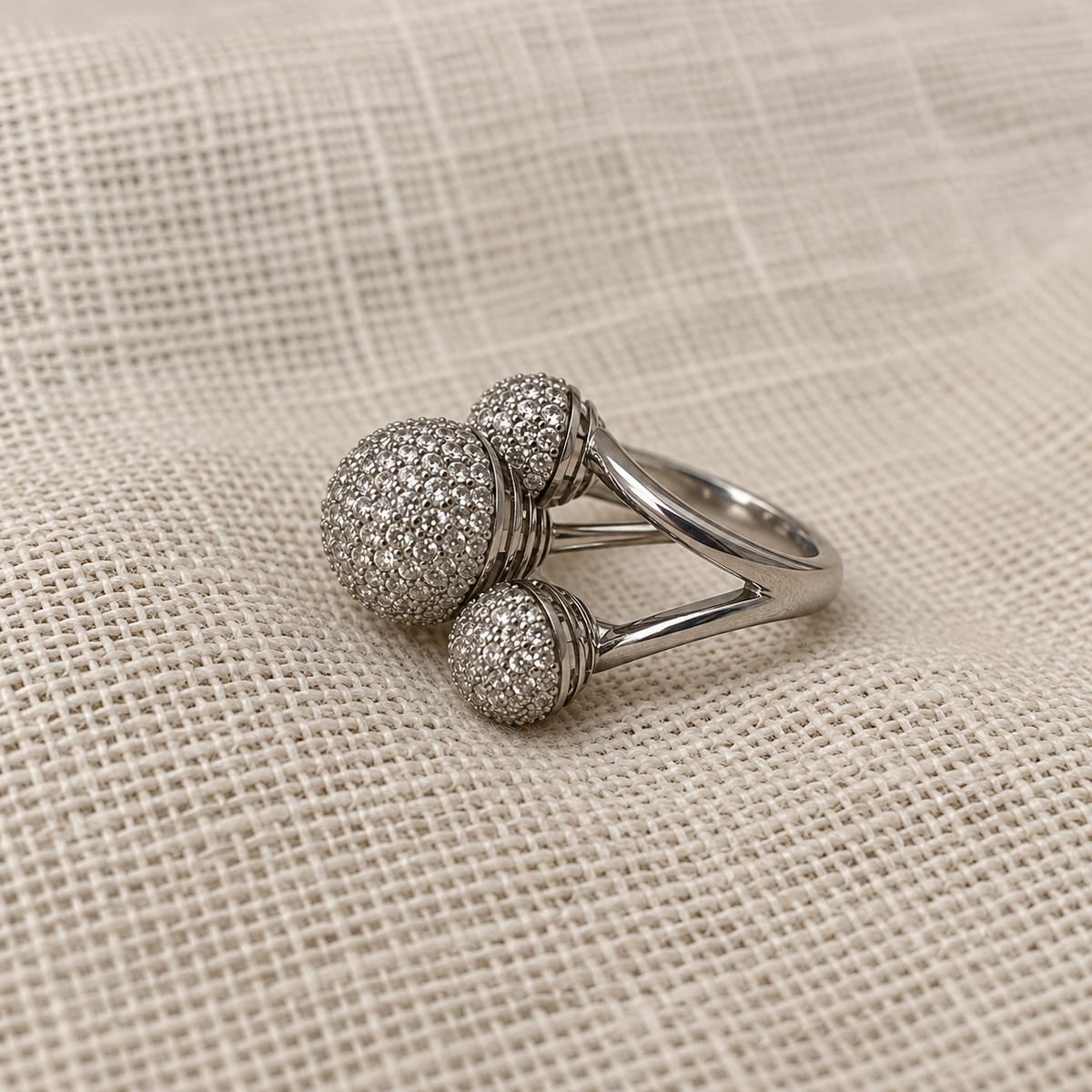 Bella Pavé Trio Ball Ring