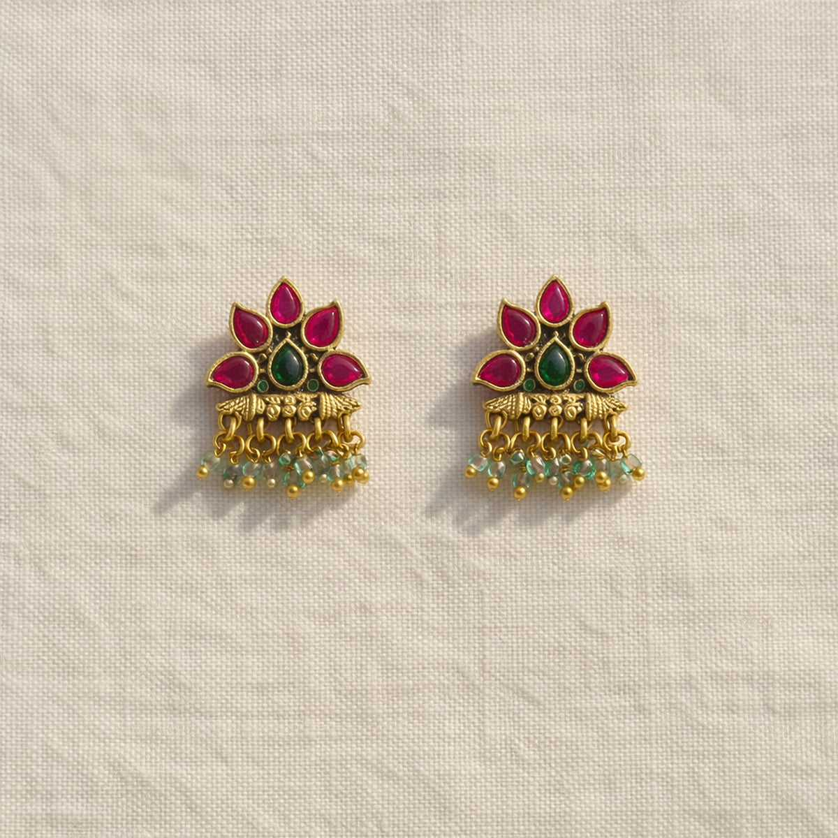 Kamal Kundan Stud Earrings