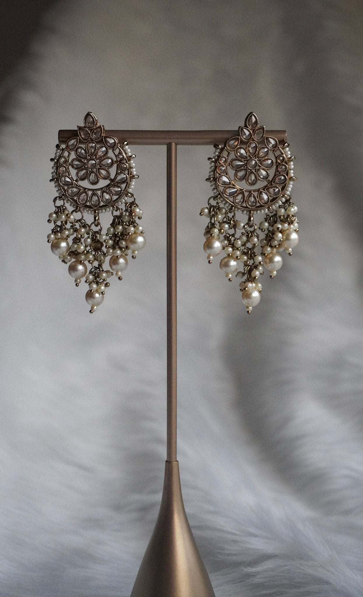 Pakistani Gold Earrings & Maang Tikka Set