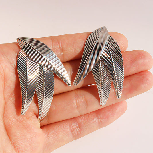 Aria Leaf Stud Earrings