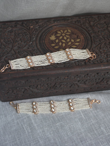 Aira Pearl Kaan Chain