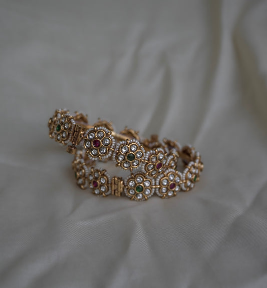 Polki Gold Bangles (Adjustable)