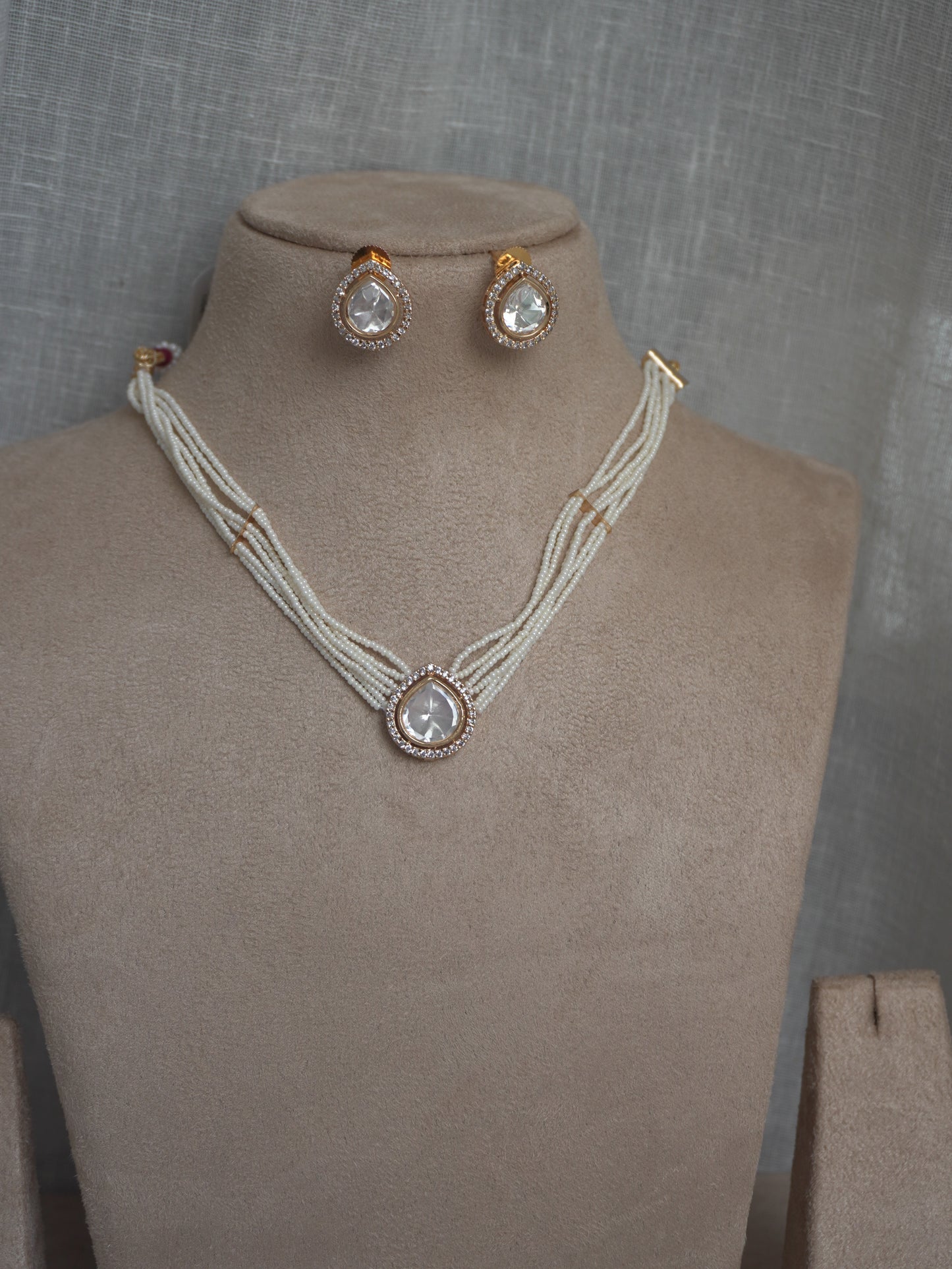 Pearl Strands Solitaire Choker Necklace Set