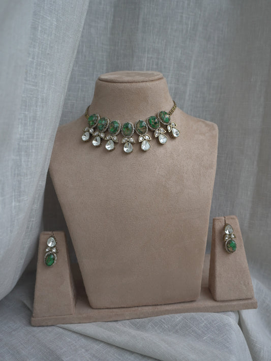 Apsara Choker Necklace Set (Earrings & Necklace)