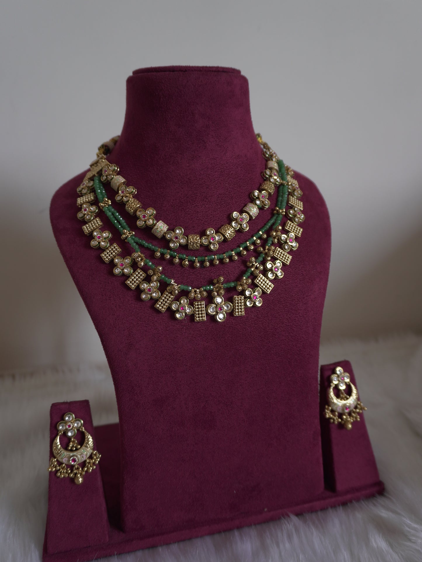 Green Yashawini Meenakari Rajwada Necklace Set (Necklace & Earrings)
