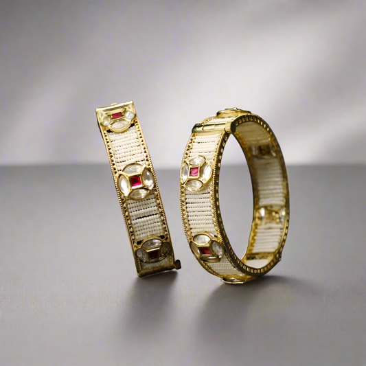 Barik Pearl Kundan Bangles