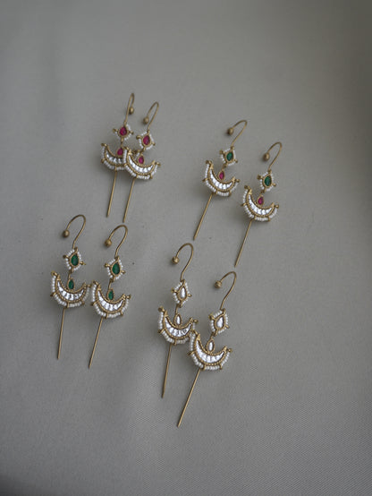 Ishitha Crescent Ear Cuff