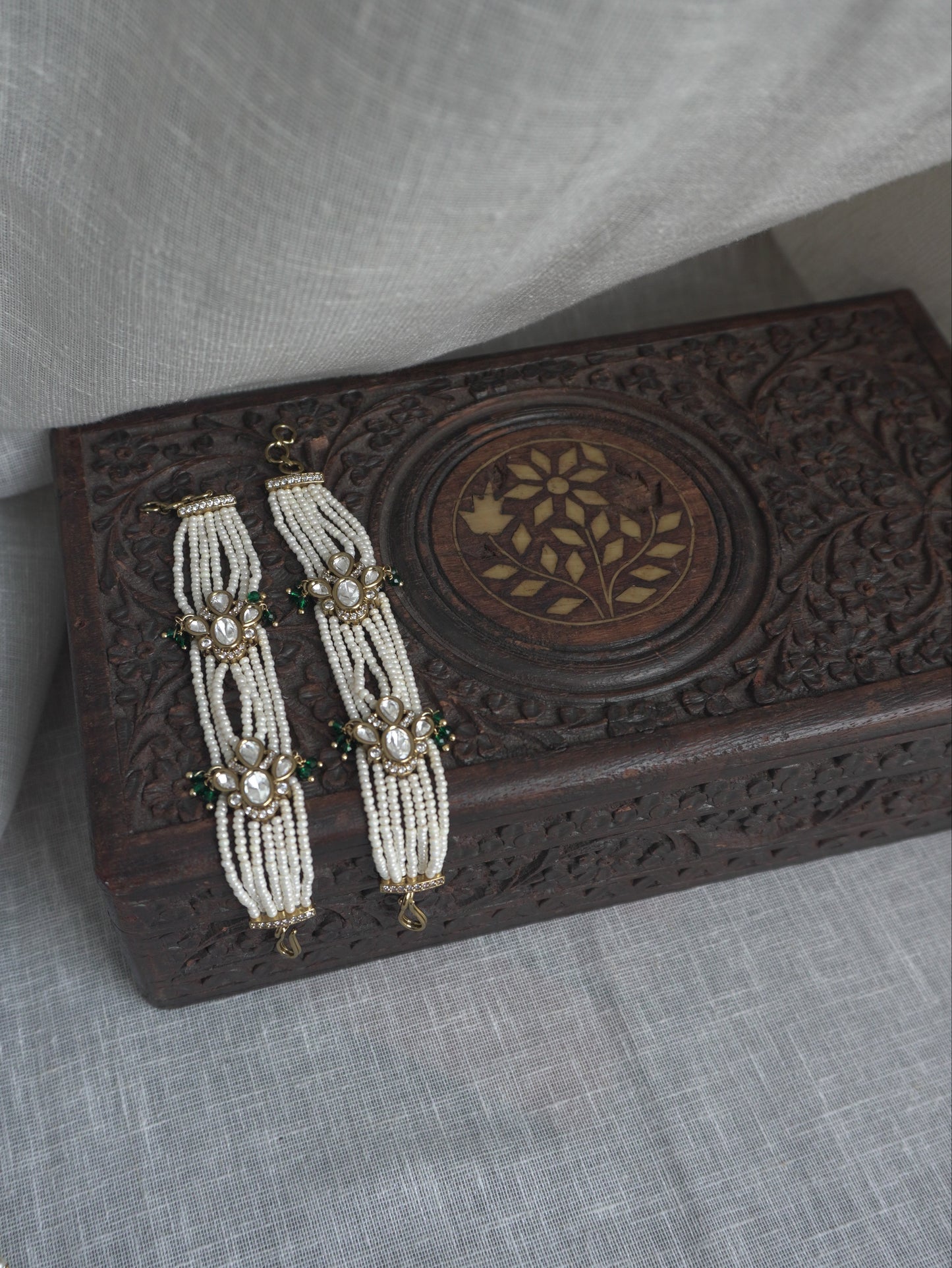 Meera Polki Pearl Kaan Chain