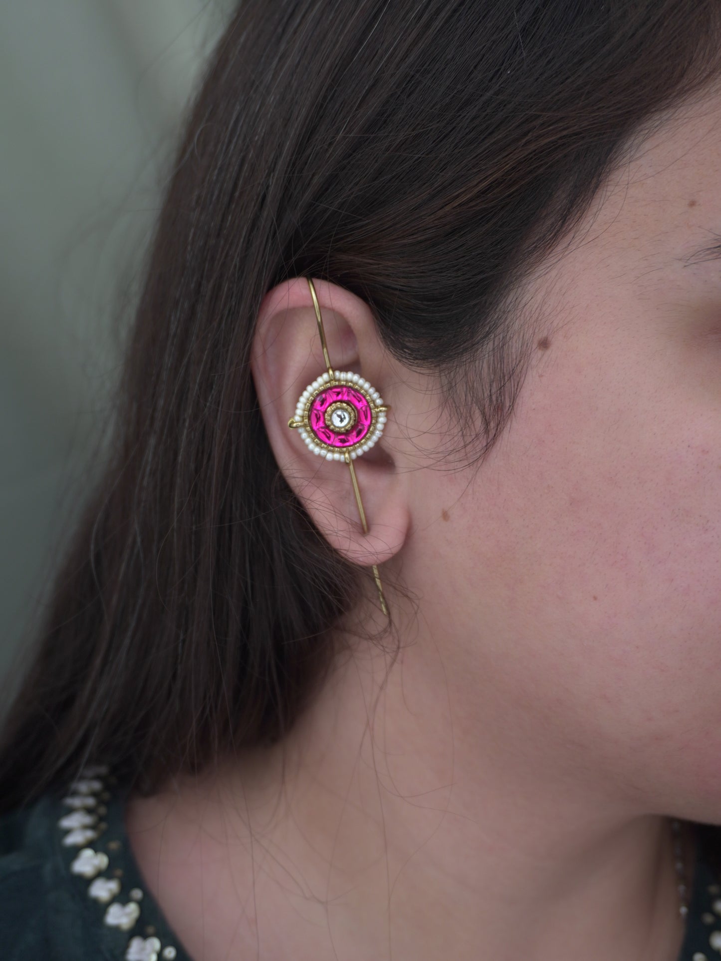 Aarini Round Kundan Ear Cuff