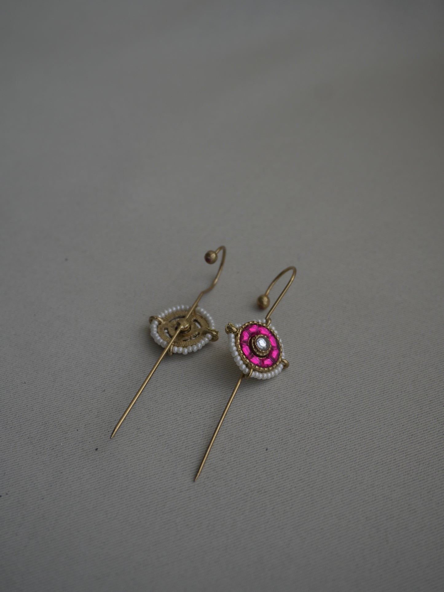 Aarini Round Kundan Ear Cuff