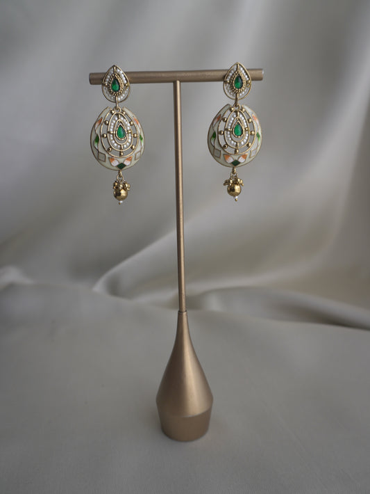 Shringaari Earrings
