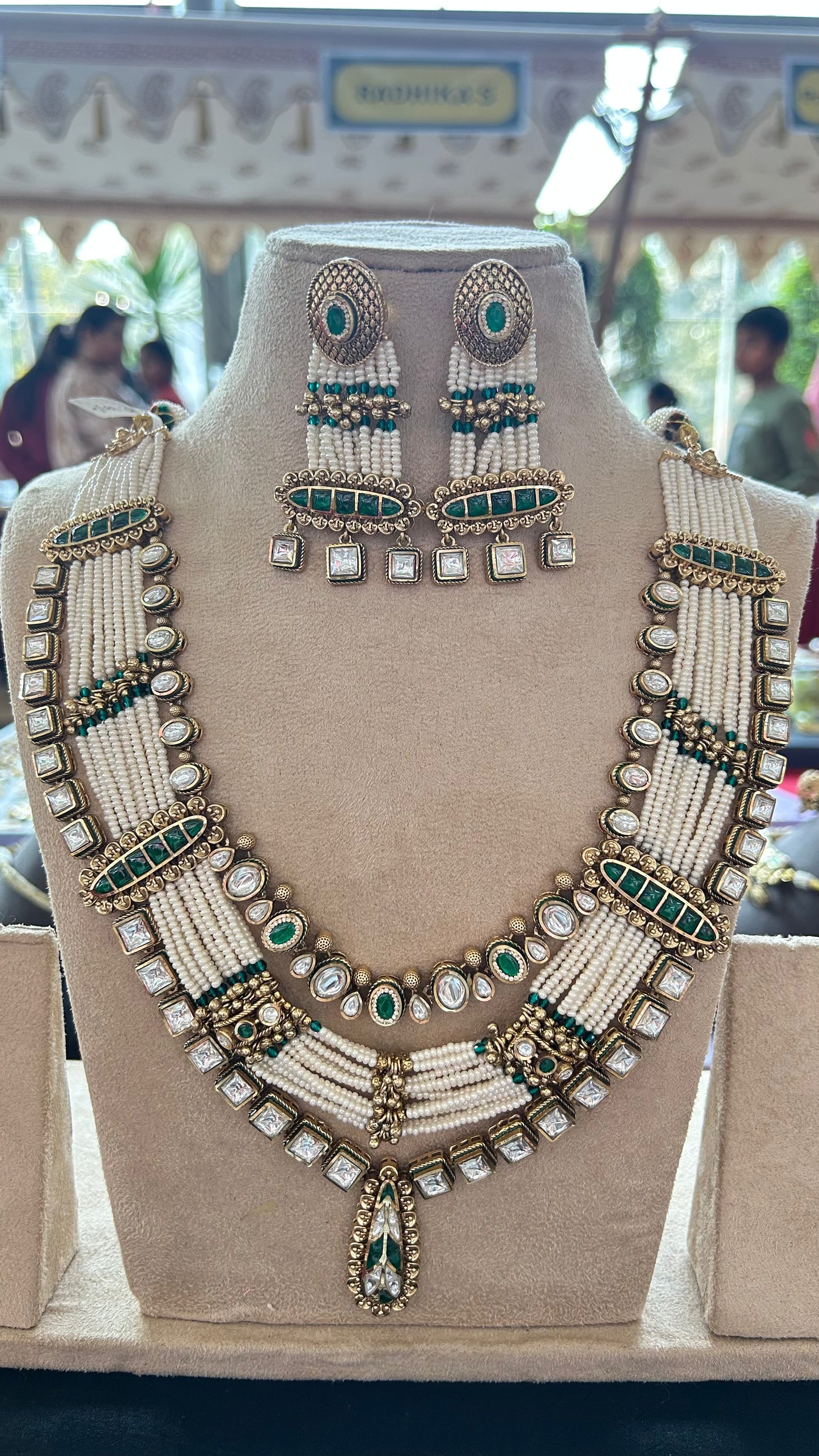 Vasudha Emerald Kundan Necklace Set
