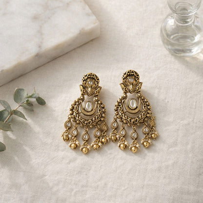 Chaand Kundan Chandbali Earrings