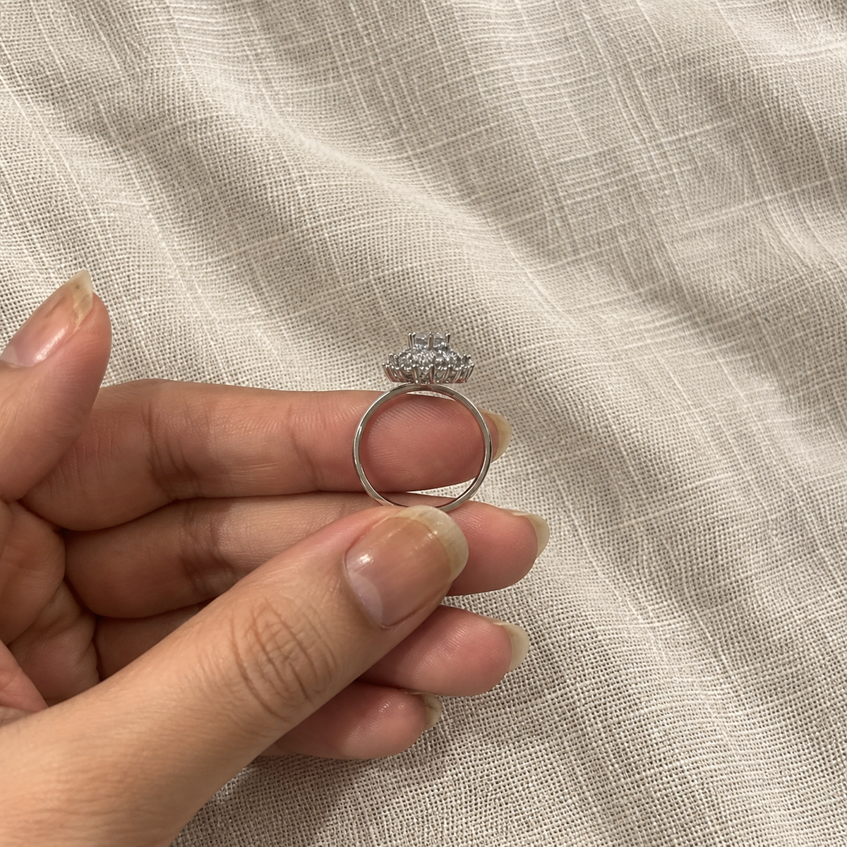 Odette Baguette Halo Ring
