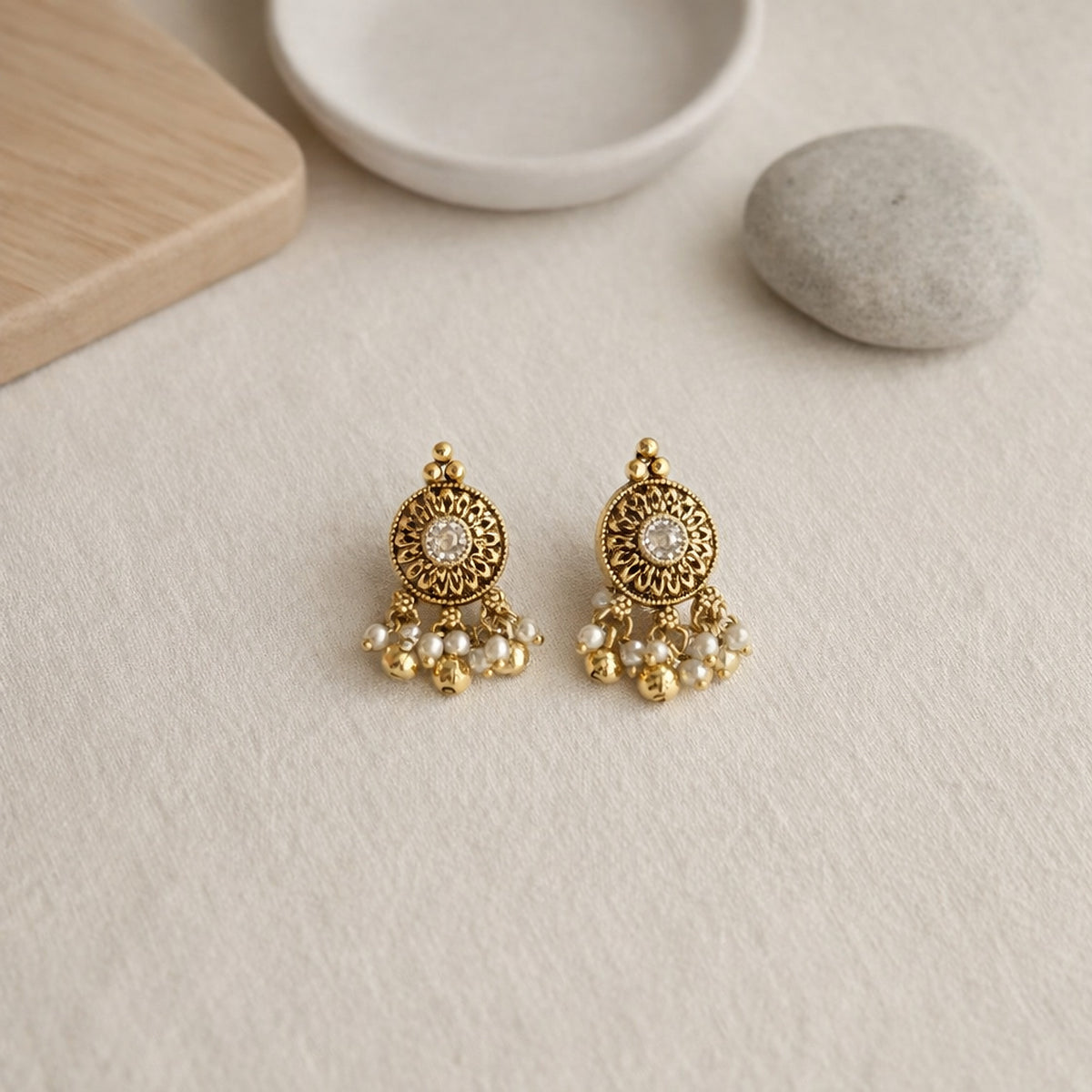 White Sevanti Kundan Stud Earrings with Drops