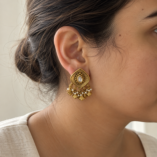 Paan Kundan Stud Earrings with Drops