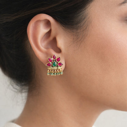 Kamal Kundan Stud Earrings