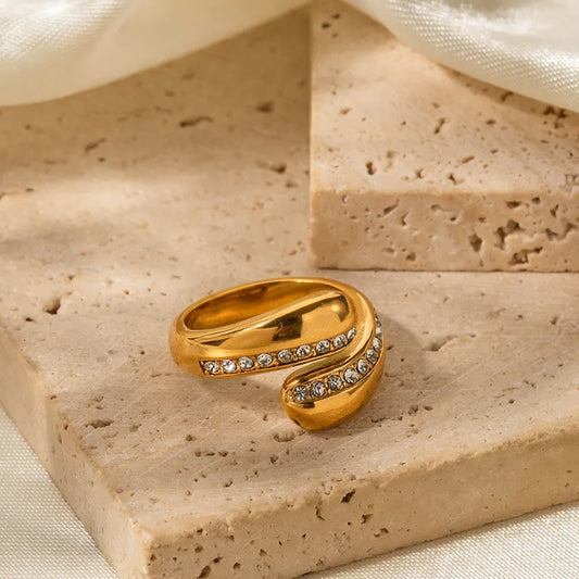 Golden Dew Drop Ring