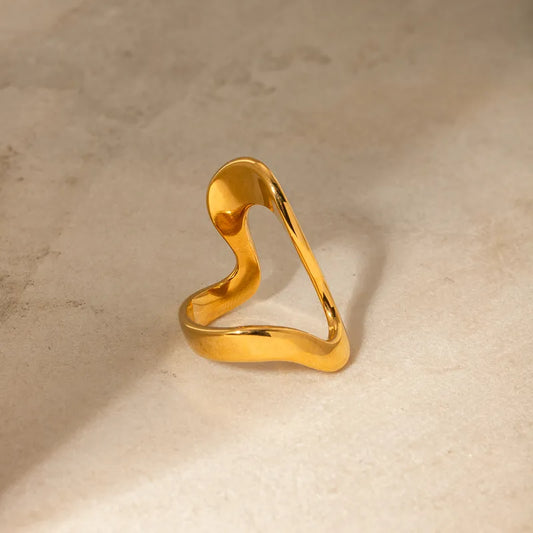 Aurra Wave Statement Ring