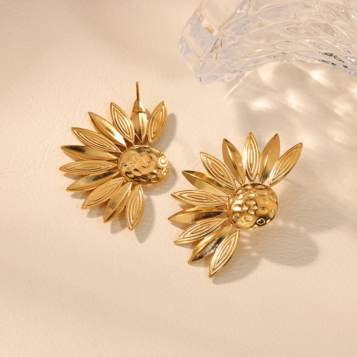 Vintage Sunburst Floral Earrings