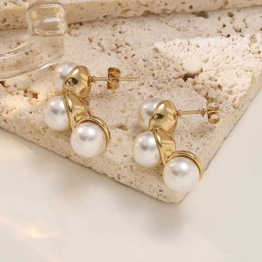 Pearl Loop Studs Earrings